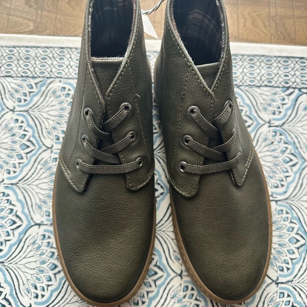 Old Navy Kids Dark Green Boots